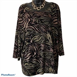 Maggie Barnes long Sleeve Plus Size Scoop Neck Top